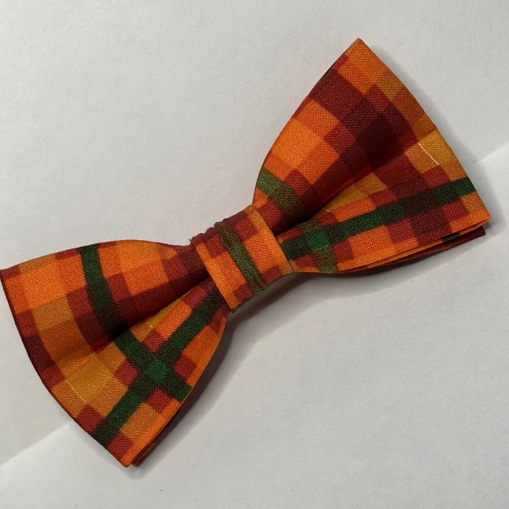 Pet Bowtie in a Fall Plaid for Halloween & Thanksgiving